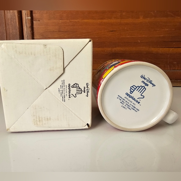 Disney Happy Birthday Celebration Vintage Mug Set - Picture 7 of 7
